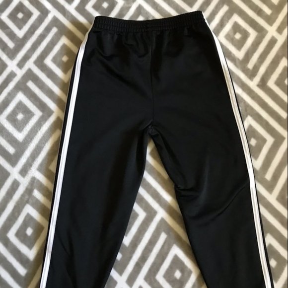 Girls Black 6 ADIDAS Training Joggers - Picture 3 of 6